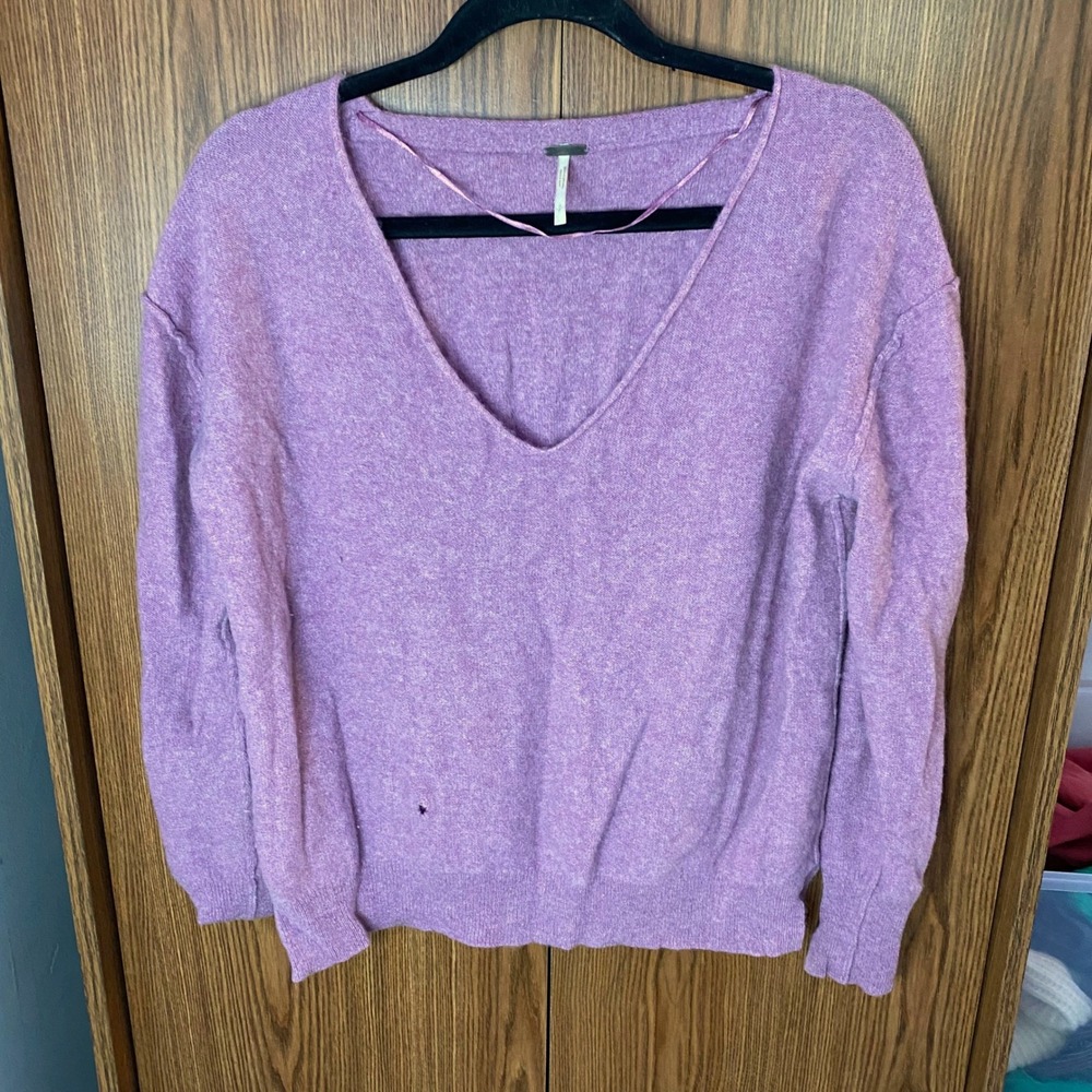 Free People Sweater Womens Small Purple 100% Cashmere V-Neck Relaxed *FLAW